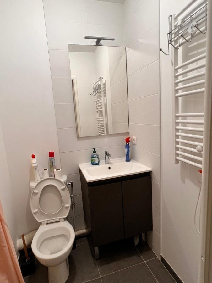 Chambre Privee Dans Un Appartement A 37 Min De Champs Elysees Sartrouville Exterior foto