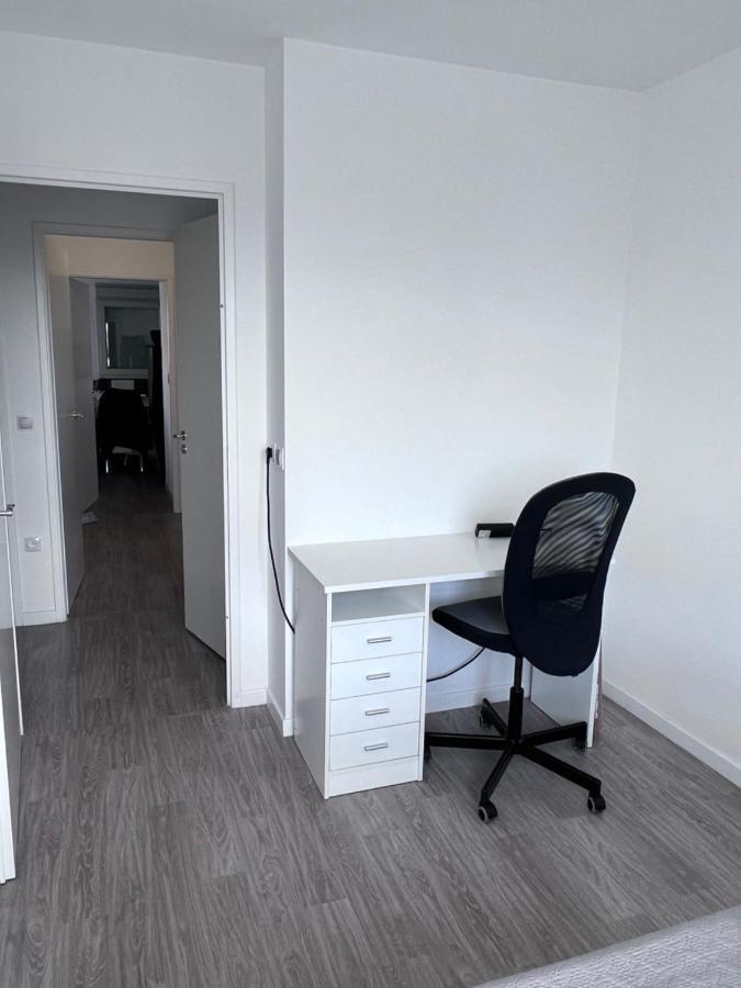 Chambre Privee Dans Un Appartement A 37 Min De Champs Elysees Sartrouville Exterior foto